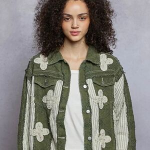POL Green and Cream Patterned Jean Jacket